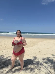 Beach in new bikini od carinabro10  3 snímek