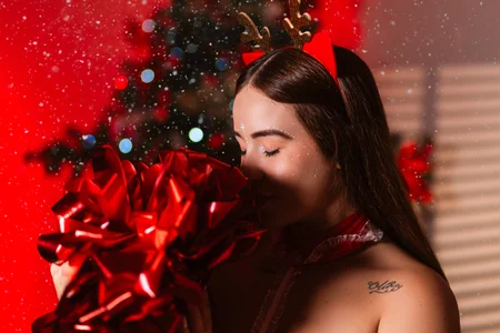 AlliceLover Merry Christmas 2025 Pic 5