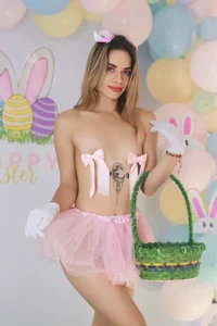 Emily_Whinfre 🐇 Pic 8