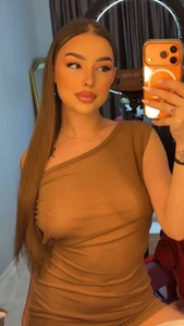ScarletColesX Some mirror shots 🪞 Pic 8