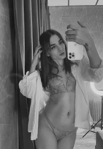 lasly_moon gorgeous and horny Pic 7