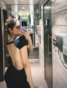 PlayGirLL_ i lovee my self Pic