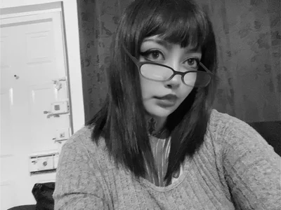 This_is_Kath_ B/W Kuva 5