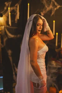 StefanyWilliams_ your future wife - {count, plural, one {תמונה אחת} two {שתי תמונות} many {# תמונות} other {# תמונות}}