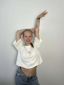 AwildaBeresky's XXX Nude Photo 1