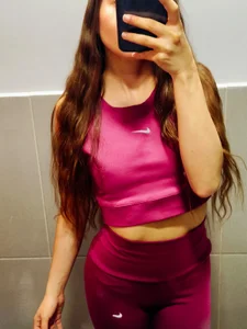 VioletaNova GYM #cute #skinny #latina #natural Gambar 2