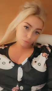 Spicyblondee's XXX Nude Photo 6