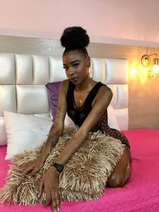 Shantal-Exotic Me Pic 5