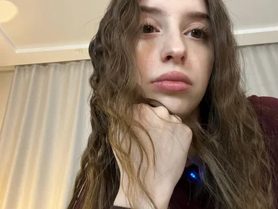 LeanneDinkle do you like curls? Pic 5