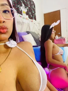 sexy bunny girl od YesyHills  2 snímek