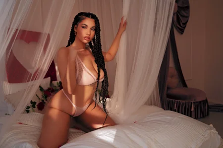 LillyKnight Public Pic