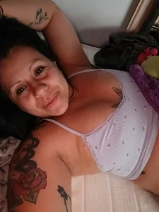 zoe-rojo Public รูป 