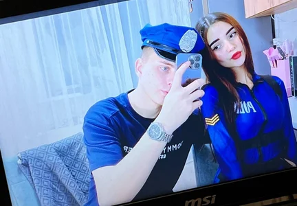 DenisSofiaa I'm with my friend Sofia. 사진 5