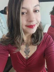 Do you dare to discover what I hide? 😈🔥 de Ariana_blonde  3 photos