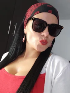 CharlotteCottin Hey you Immagine  7