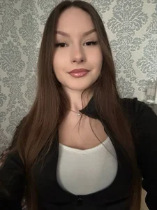 LindsayBlackshire Public Immagine  9