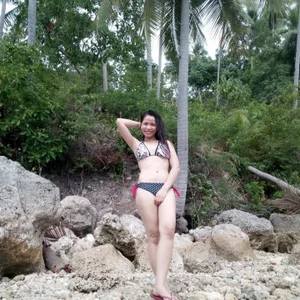 TwittingDarling Beach Pic 4