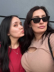 AnnmarieLamon went for a walk to the store Pic 3