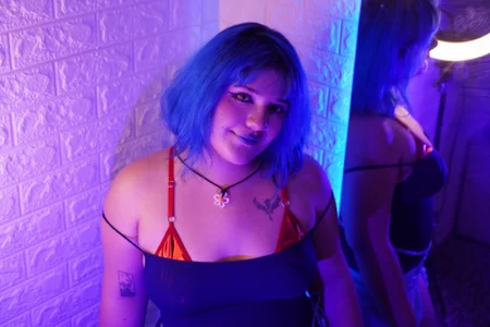 Sherry_Boomm neon glow Pic 7