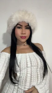 HI de viky_hot  2 Imagens