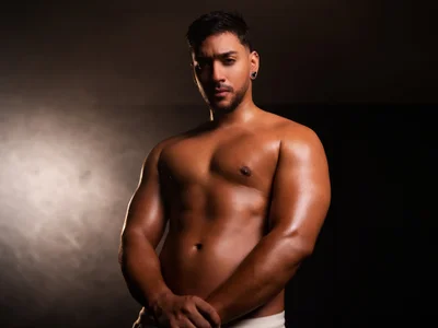 Axel_knox1 A little oil on my body💦😈🔥 зображення 4