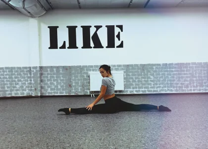 GirlGogo Public Pic 4