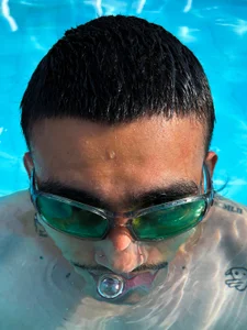 sorry-mom69 I don't like pools because I don't know how to swim :( Gambar 2