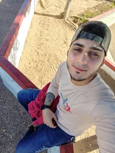 xxxxhotxoxo walking in the square Pic 8