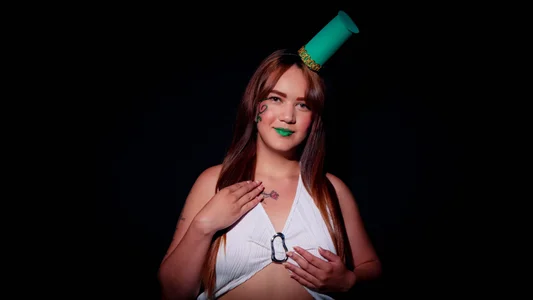 juliette_pretty_ St. Patrick’s Day 🍀💚 รูป  3