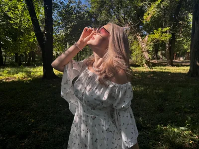 Molly_Voses 𝙸 𝚕𝚘𝚟𝚎 𝚗𝚊𝚝𝚞𝚛𝚎, 𝚊𝚗𝚍 𝚢𝚘𝚞? รูป 