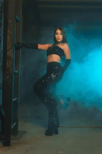 DolcieElliot 𝐹𝑙𝑎𝑠ℎ𝑖𝑛𝑔 𝐿𝑖𝑔ℎ𝑡𝑠 Pic 7