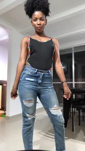 99Black_Girl Public Foto 5