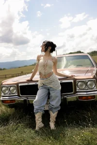 JaneRayan Car rides are so fascinating, will you take me for a ride? Foto 2