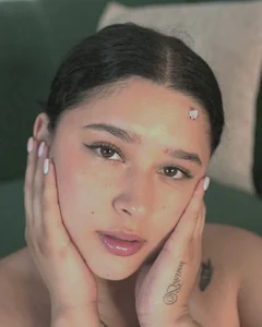 Sensuality od ariadna_milano_  3 snímek
