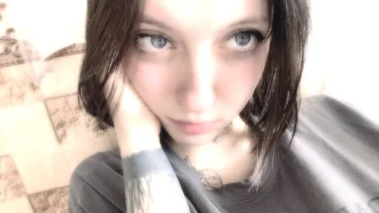 NilaKitto Public Poză 2