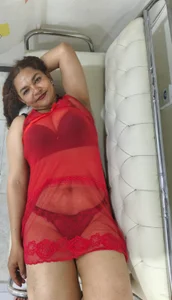 Vivian_Big My red dress Pic 2