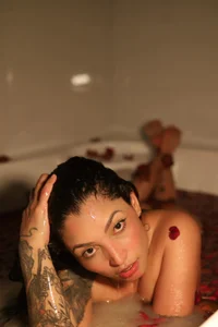 Anggi_1 ♥️Sin between petals🔥 圖片 4