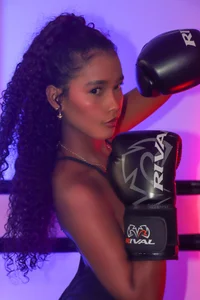 Salome_Williamss kullanıcısının Knockout Body albümü -  4 fotoğraf