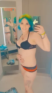 Sexystonermom Free Pic 6