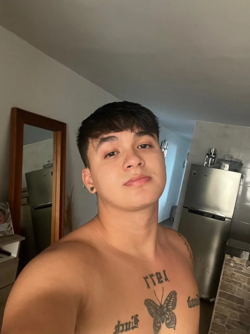 Christopher_strongg Foto en Tendencia 6823
