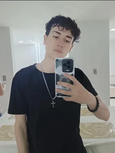 Public de Johnny_cagee_  3 Imagens