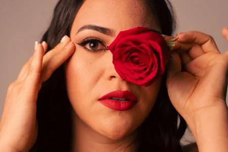 debora_scoot beautifull eyes Pic 4