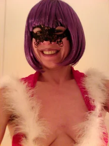 Mary_Lyne Public Pic 3