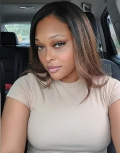 CelinaVaughn Public Pic