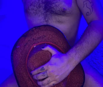 nicolas_cox Cow boy, happy halloween Pic 2