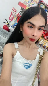 Gorgeous Mikhayla de mikhaylahanderson  4 Imagens