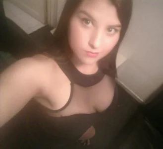 Stefania_Rubys XXX nøgenfoto 1