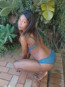 TallDarkDesire TALL GIRL slika 4