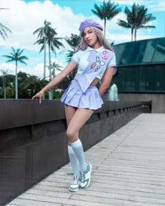 dani_parker_のi bring cookies to your houseの枚の写真