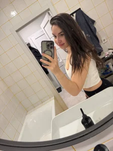 TwoKissedFire Mira Poză